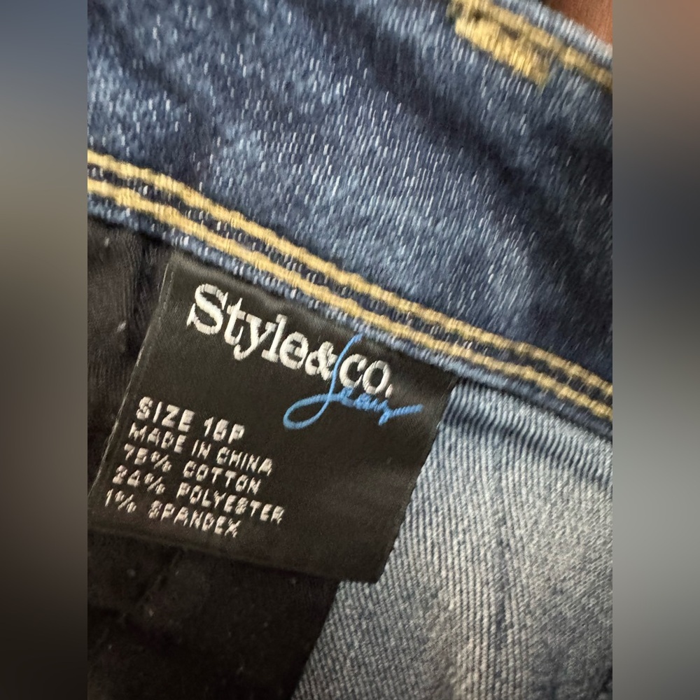 Classic Dark Blue Denim Bermuda Shorts - Women's - Picture 7 of 8